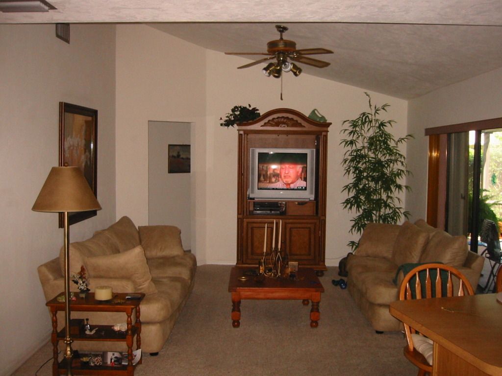 Family Room photo IMG_0901.jpg